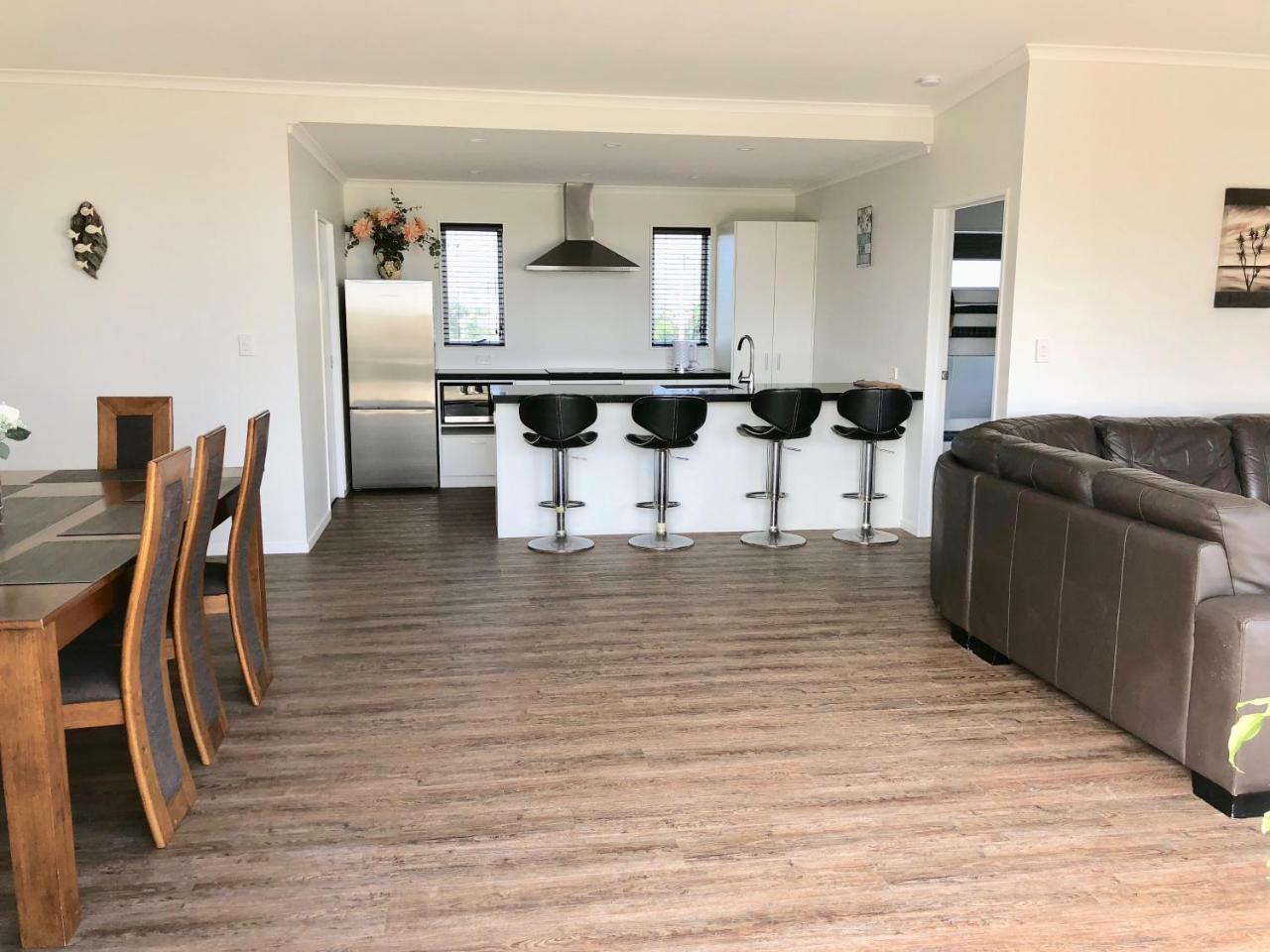 Otaki Beachfront Getaway المظهر الخارجي الصورة