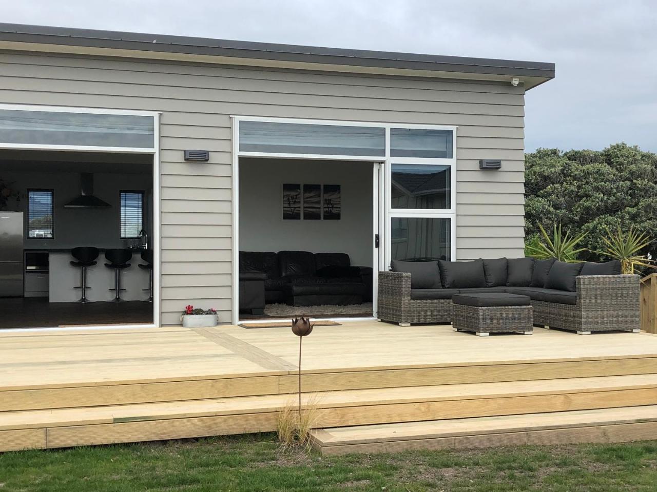 Otaki Beachfront Getaway المظهر الخارجي الصورة