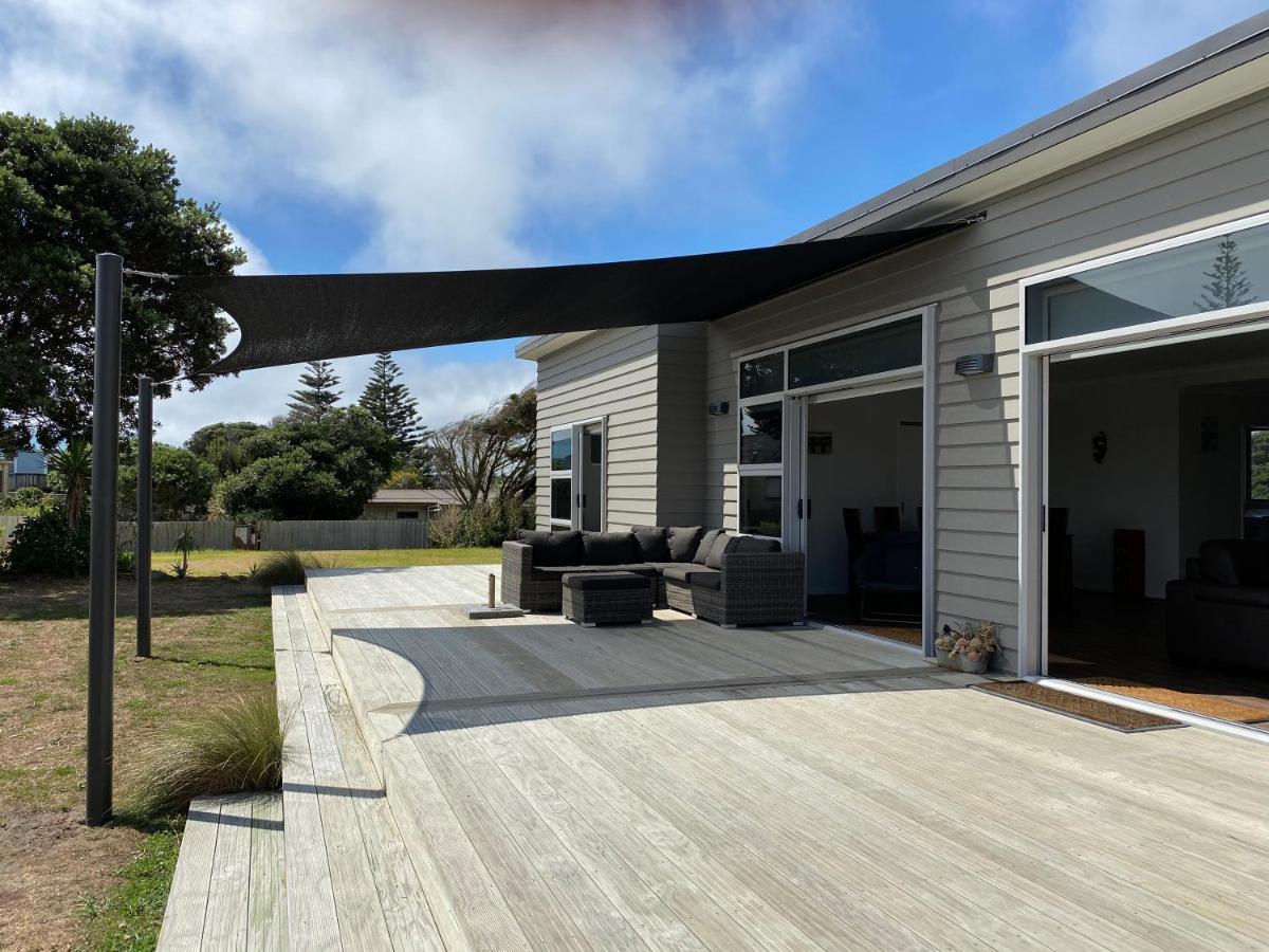 Otaki Beachfront Getaway المظهر الخارجي الصورة