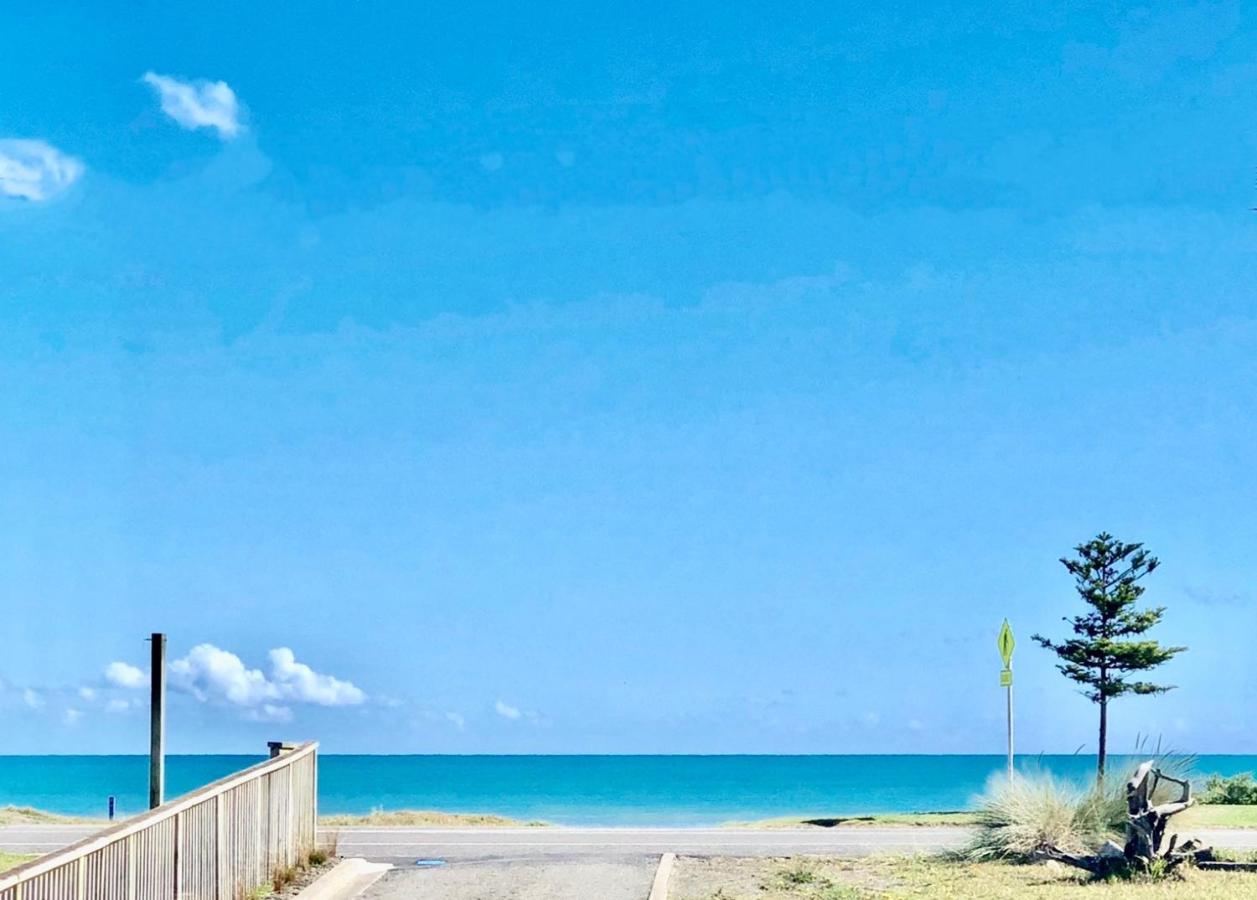 Otaki Beachfront Getaway المظهر الخارجي الصورة